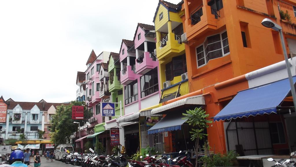 Rendezvous Hotel Patong Exterior photo